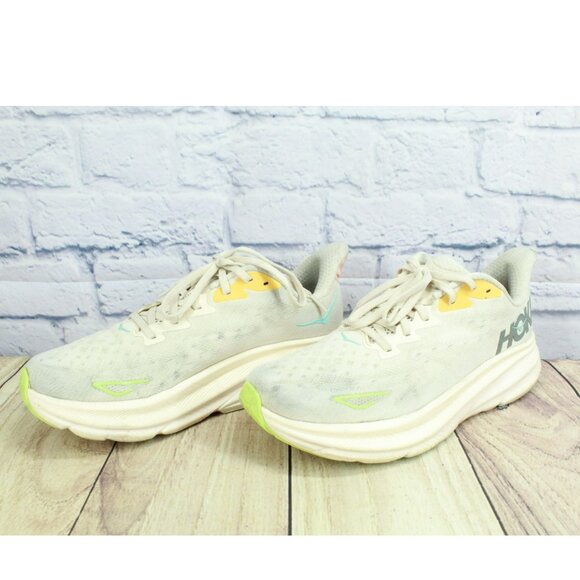 Hoka One One Clifton 9 White Mesh Breathable Marathon Sneaker Shoes Size 10 B - Picture 2 of 9